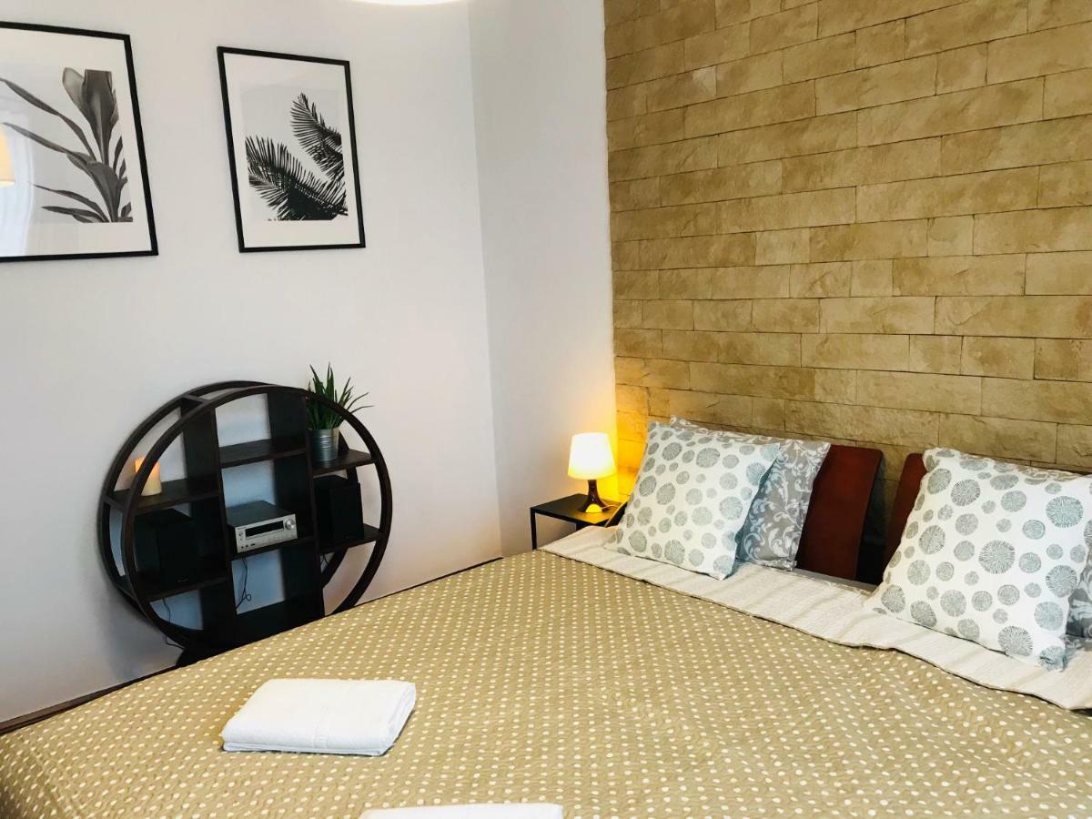 Vinci Apartment In The City Center クラクフ エクステリア 写真